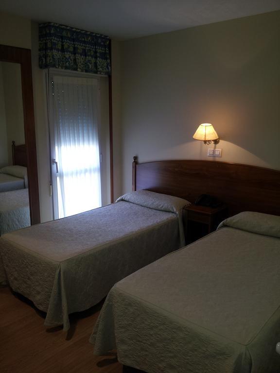 Hotel Begoña Playa Gijón Habitación foto